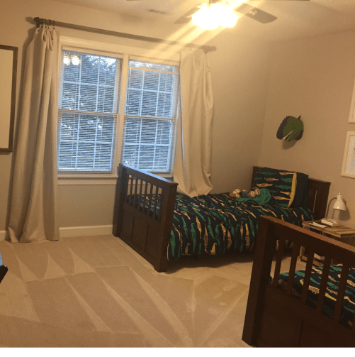 CBD51A66-9058-4020-A587-E4940CFE88AF